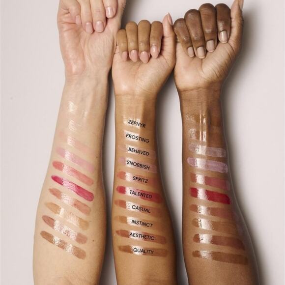 Mac Lipglass Air Non-Sticky Gloss Snobbish Pink Brand New in Box Authentic - Picture 4 of 12